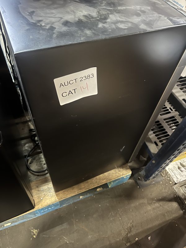 AUCT 2383 CAT 14 - Image 2