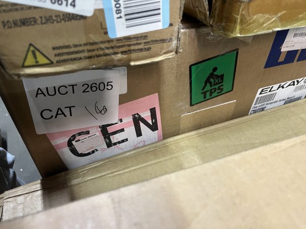 AUCT 2605 CAT 15 - Image 2