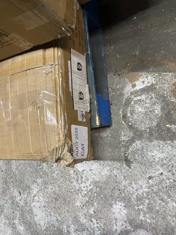 AUCT 2035 CAT 11 - Image 2