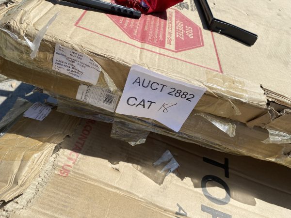 AUCT 2882 CAT 18 - Image 2