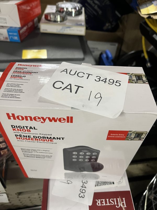 AUCT 3495 CAT 19 - Image 2