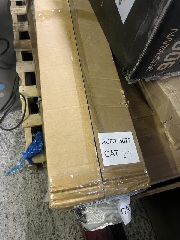 AUCT 3672 CAT 20 - Image 2