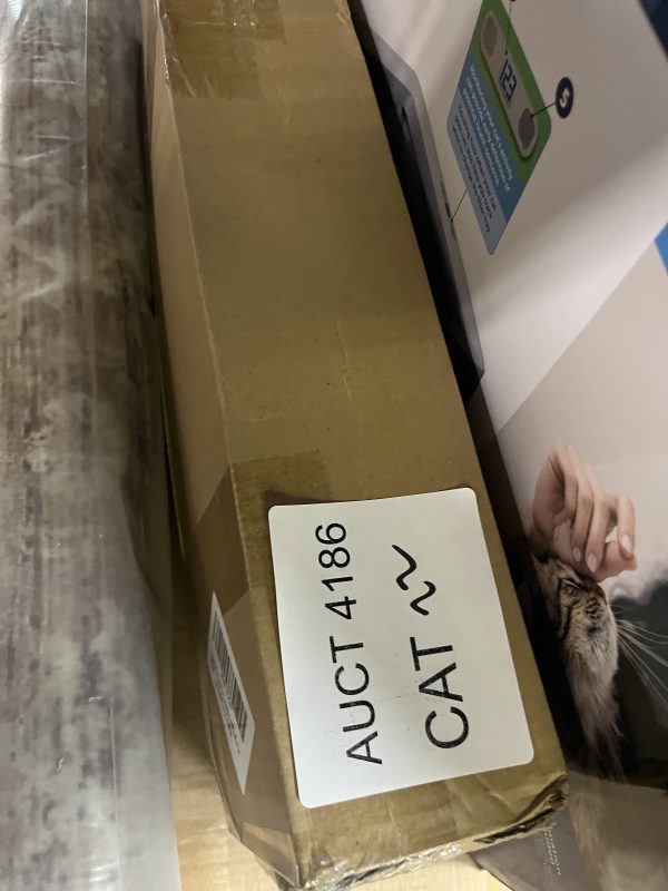 AUCT 4186 CAT 22 - Image 2
