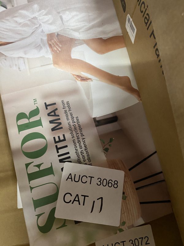 AUCT 3068 CAT 17 - Image 2