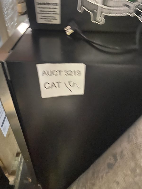 AUCT 3219 CAT 19 - Image 2