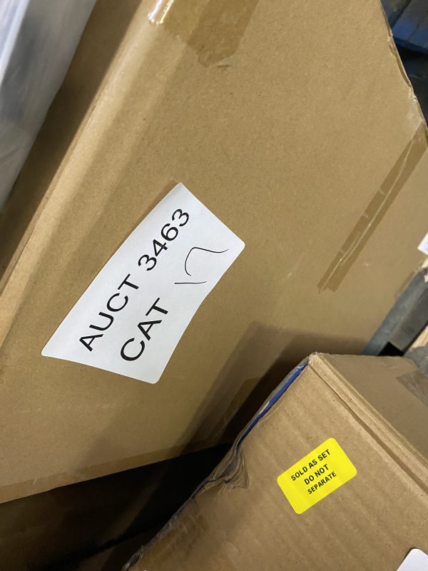 AUCT 3463 CAT 17 - Image 2