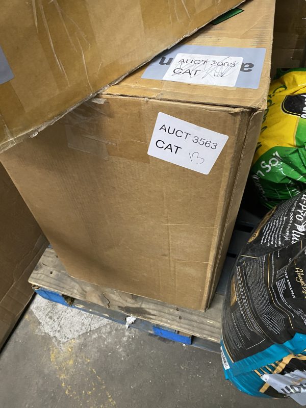 AUCT 3563 CAT 13 - Image 2
