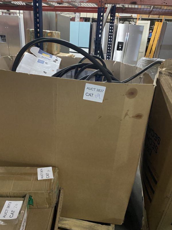 AUCT 3837 CAT 19 - Image 2