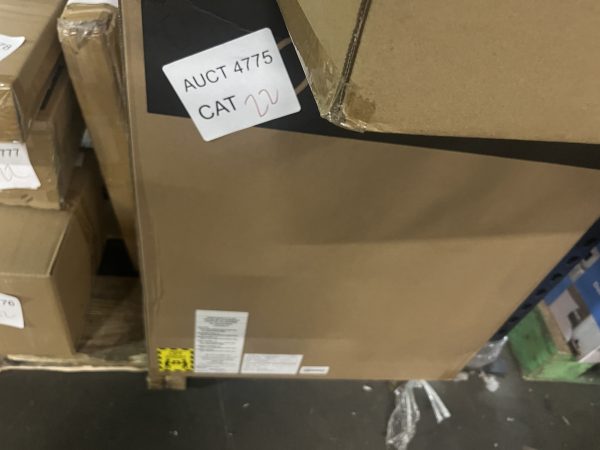 AUCT 4775 CAT 22 - Image 2