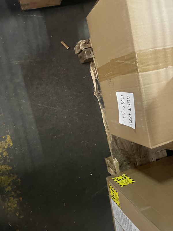 AUCT 4776 CAT 22 - Image 2