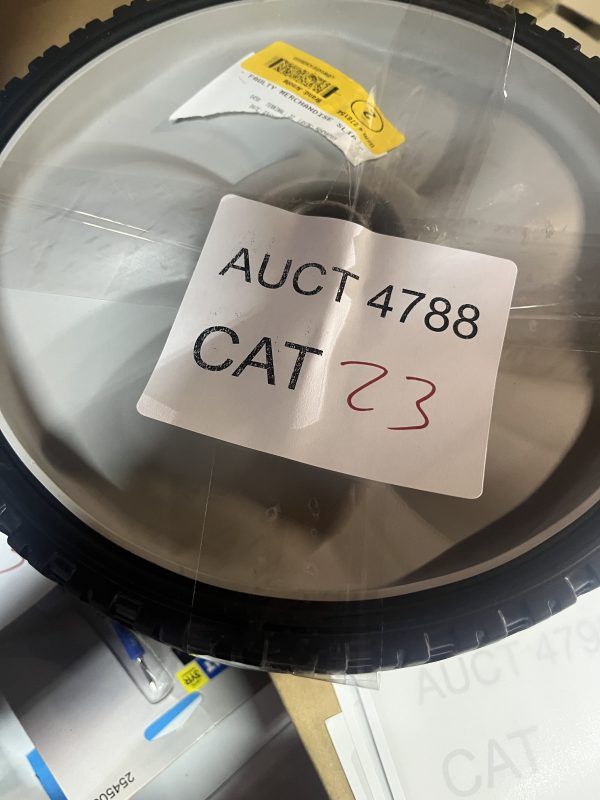 AUCT 4788 CAT 23 - Image 2