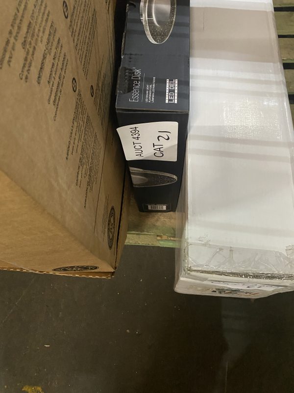AUCT 4394 CAT 21 - Image 2