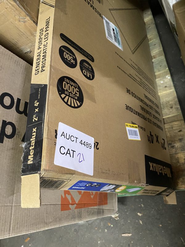 AUCT 4489 CAT 21 - Image 2