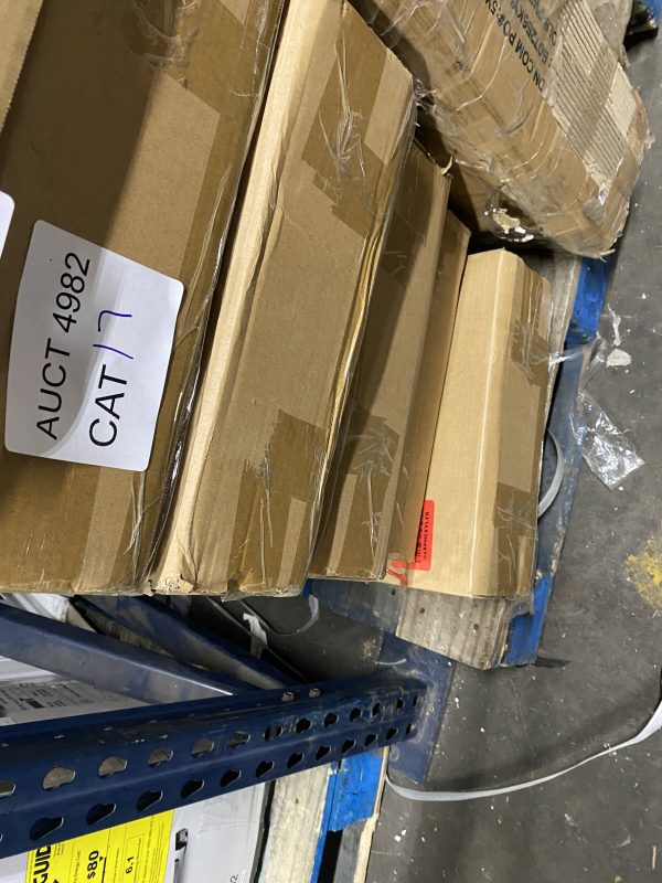 AUCT 4982 CAT 17 - Image 3