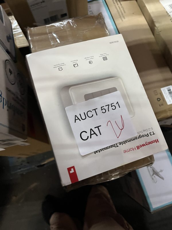 AUCT 5751 CAT 26 - Image 2