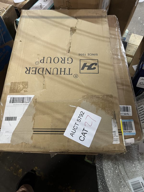 AUCT 5792 CAT 27 - Image 2