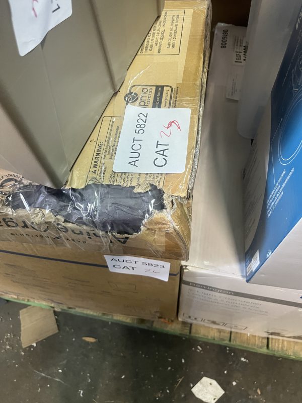 AUCT 5822 CAT 27 - Image 2