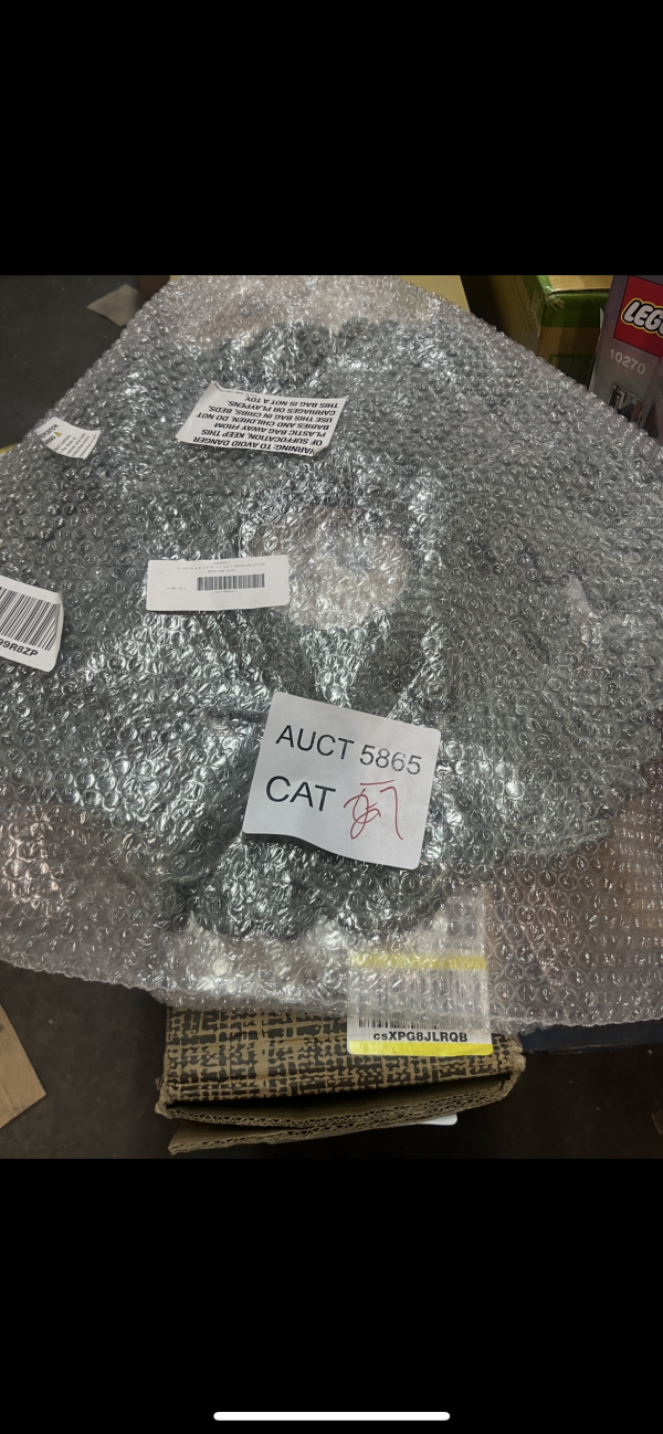 AUCT 5865 CAT 27 - Image 2