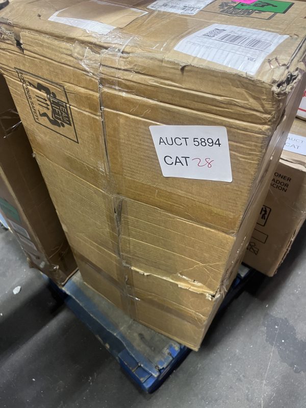 AUCT 5894 CAT 28 - Image 2