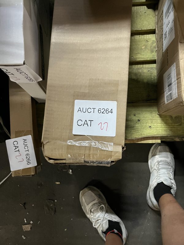 AUCT 6264 CAT 27 - Image 2