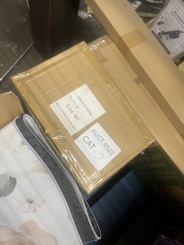 AUCT 6522 CAT 27 - Image 2