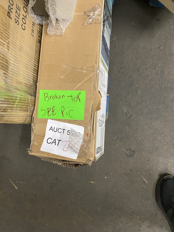 AUCT 5552 CAT 26 - Image 2