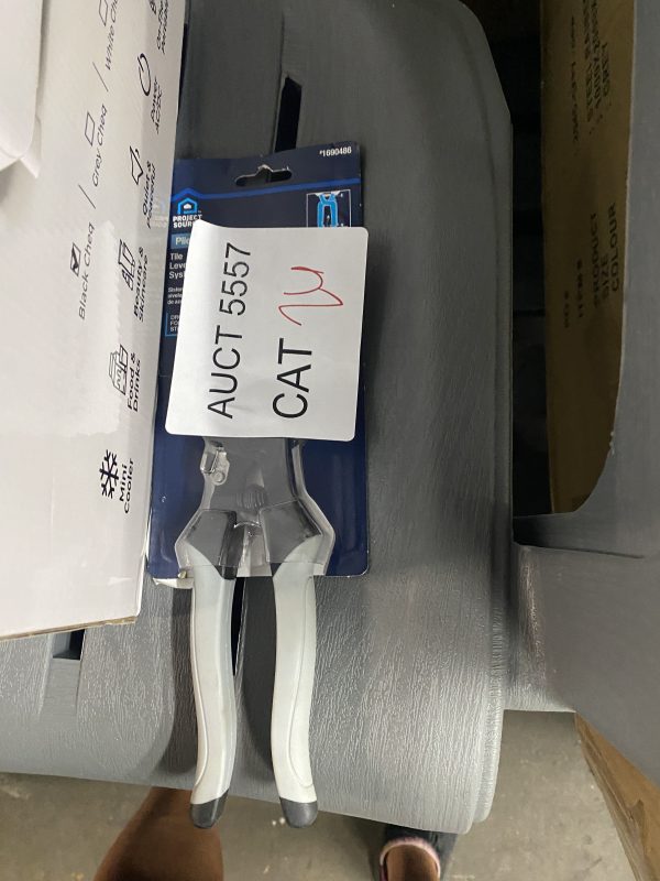 AUCT 5557 CAT 26 - Image 2