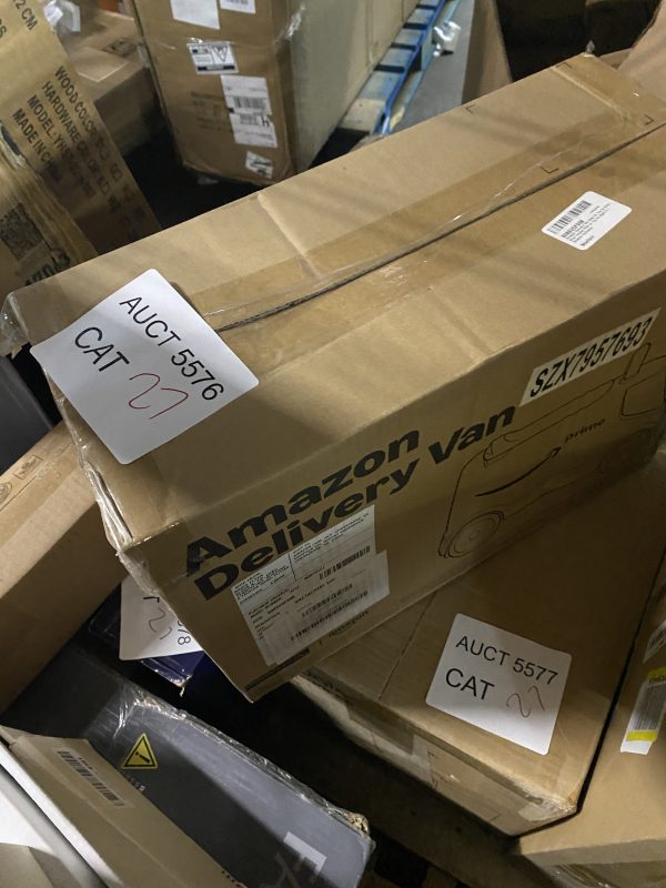 AUCT 5576 CAT 27 - Image 2