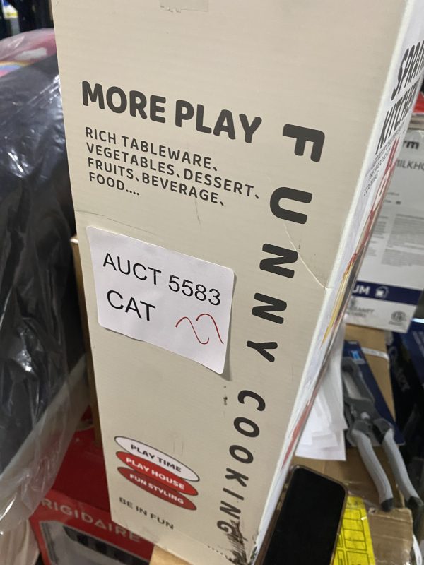 AUCT 5583 CAT 27 - Image 2