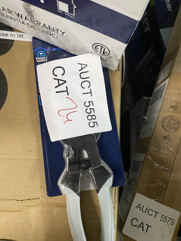 AUCT 5585 CAT 26 - Image 2