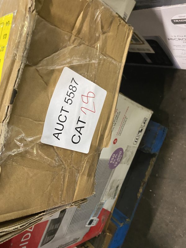 AUCT 5587 CAT 28 - Image 2