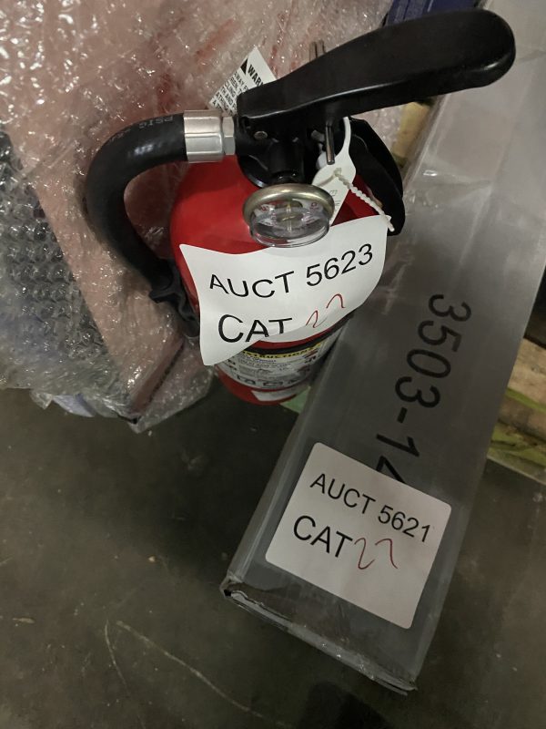 AUCT 5623 CAT 27 - Image 2