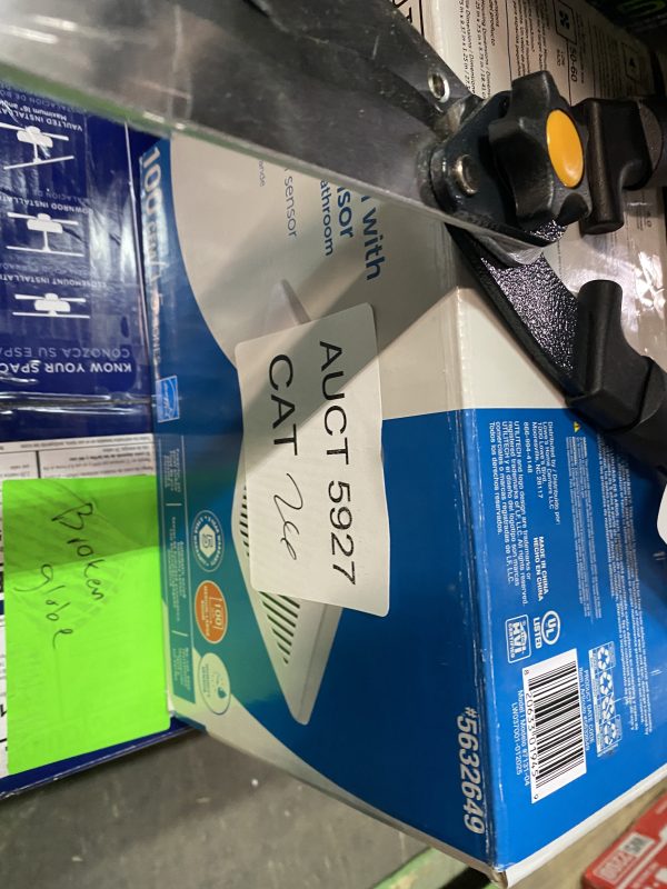 AUCT 5927 CAT 26 - Image 2