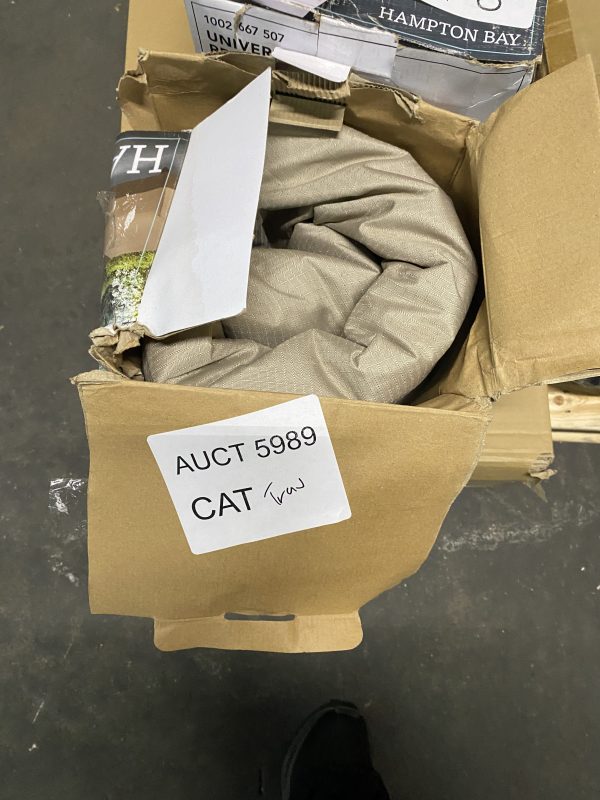 AUCT 5989 CAT TRAV - Image 2
