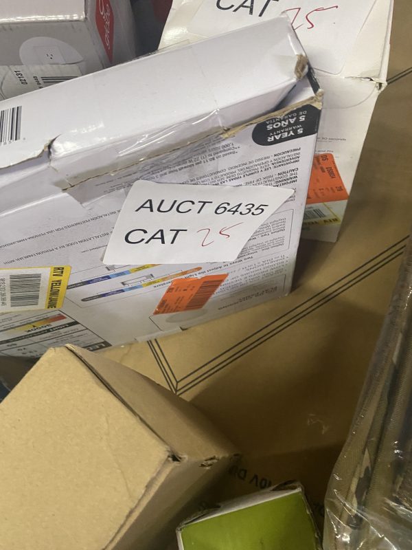 AUCT 6435 CAT 25 - Image 2