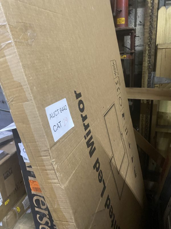 AUCT 6442 CAT 29 - Image 2