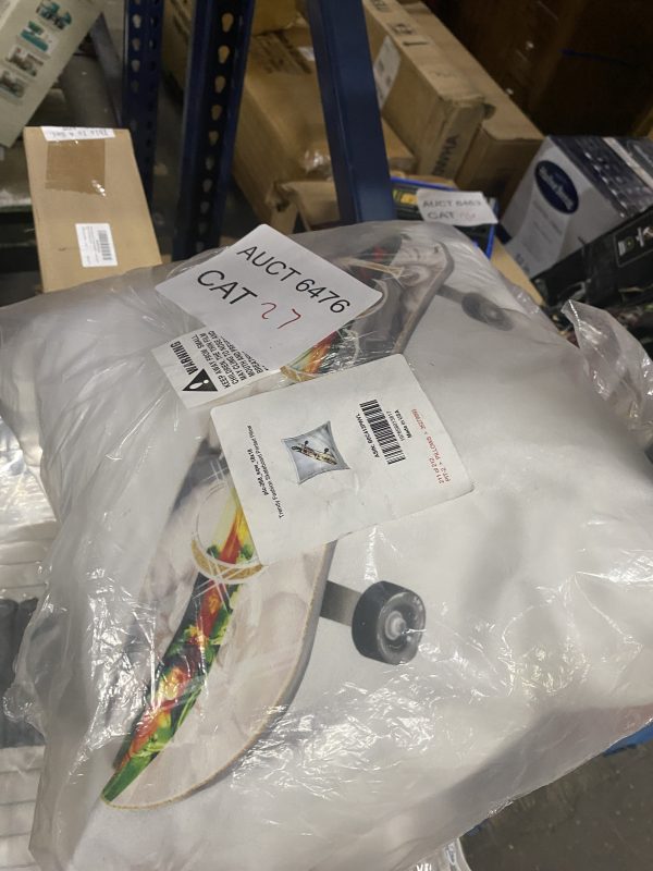 AUCT 6476 CAT 27 - Image 2