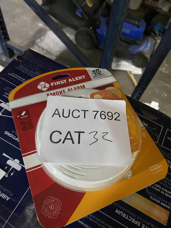 AUCT 7692 CAT 32 - Image 2