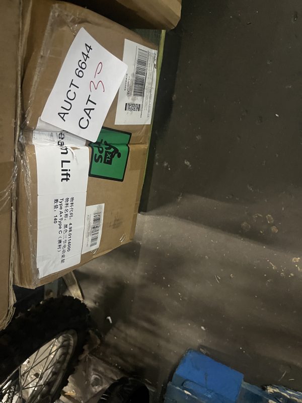 AUCT 6644 CAT 30 - Image 2