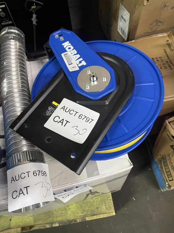 AUCT 6797 CAT 30 - Image 2