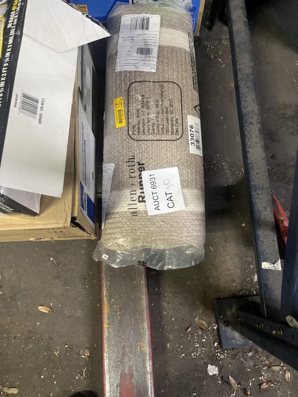 AUCT 6931 CAT 30 - Image 2