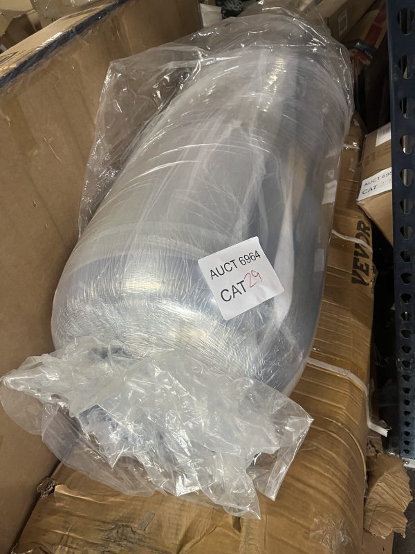 AUCT 6964 CAT 29 - Image 2