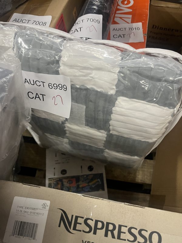 AUCT 6999 CAT 27 - Image 2