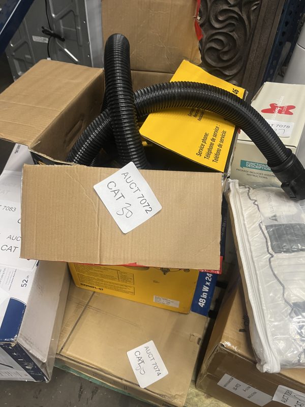 AUCT 7072 CAT 30 - Image 2