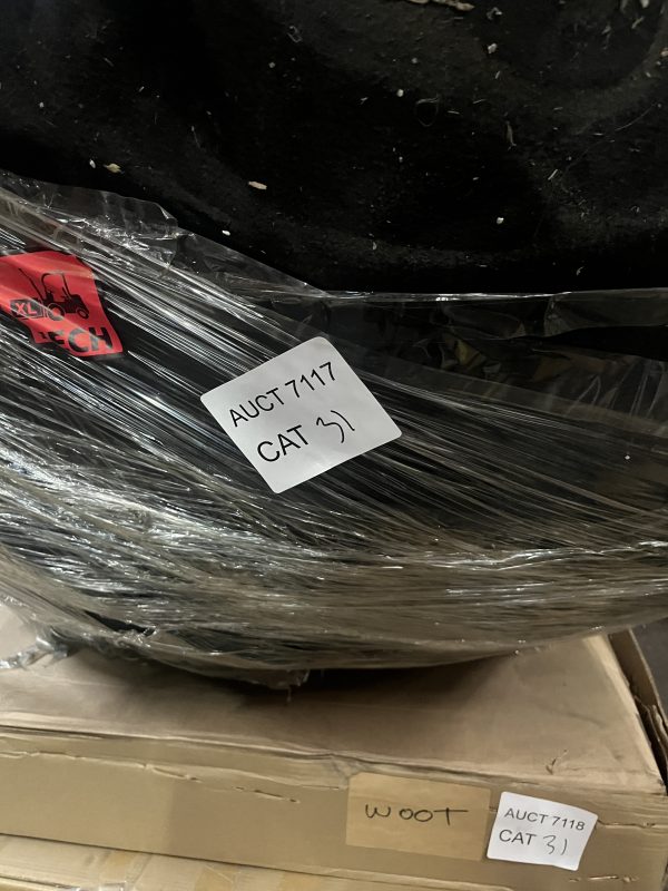 AUCT 7117 CAT 31 - Image 2