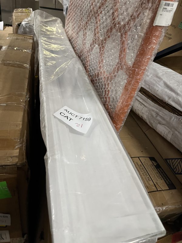 AUCT 7159 CAT 31 - Image 2