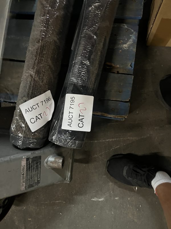 AUCT 7195 CAT 27 - Image 2