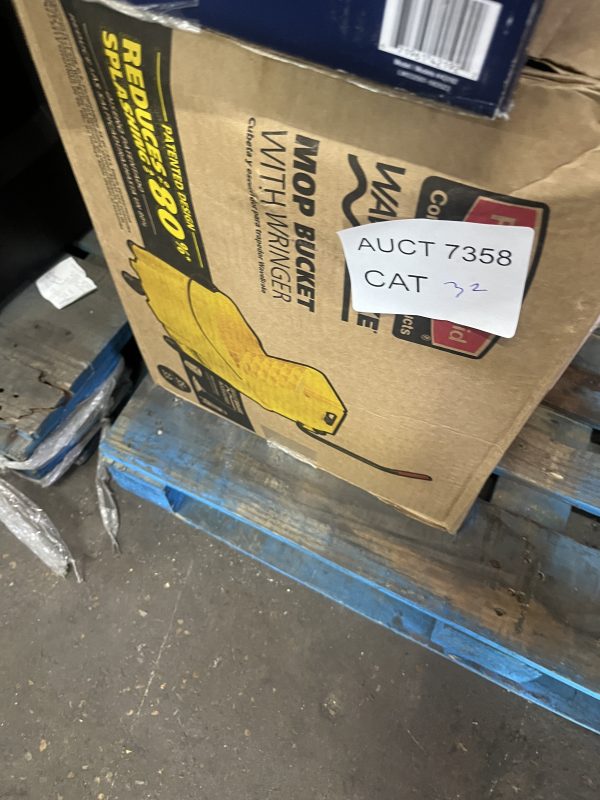 AUCT 7358 CAT 32 - Image 2