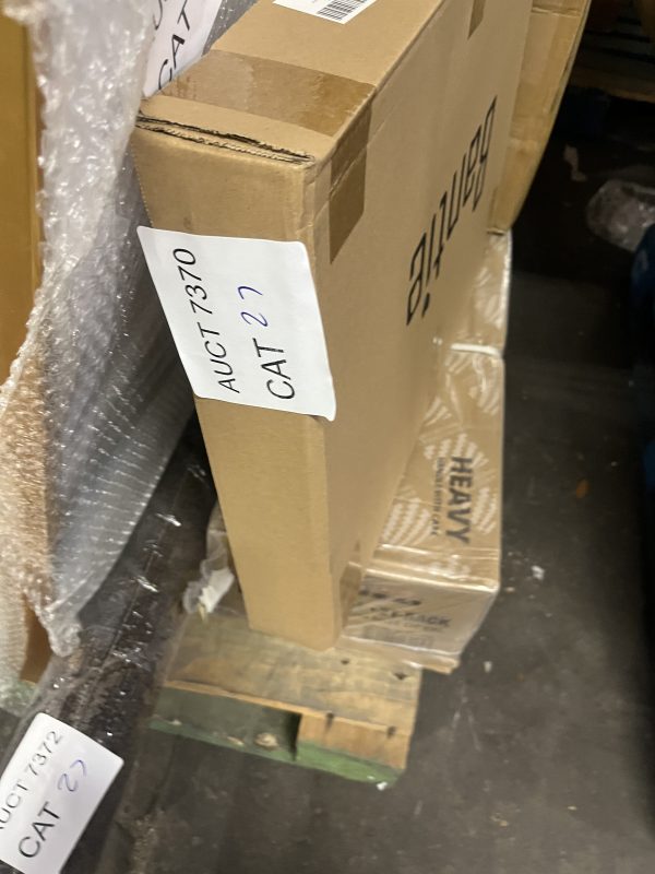 AUCT 7370 CAT 27 - Image 2