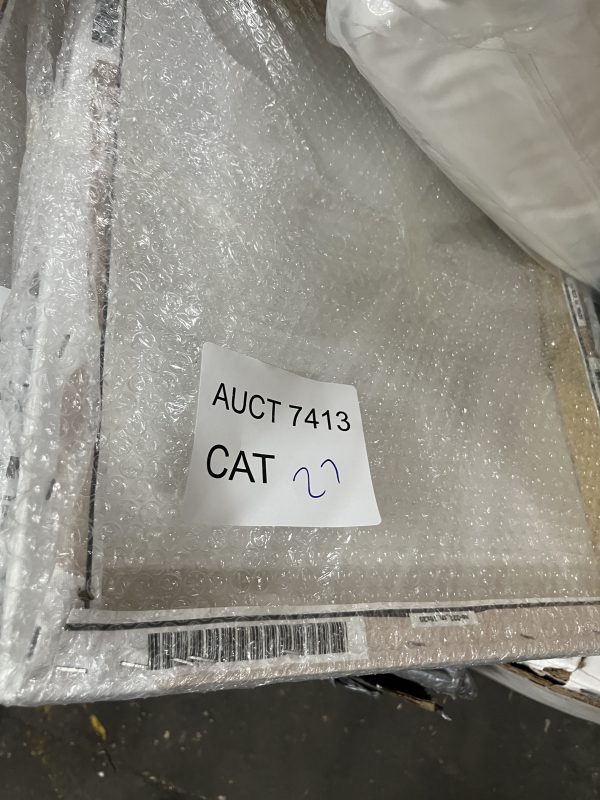AUCT 7413 CAT 27 - Image 2